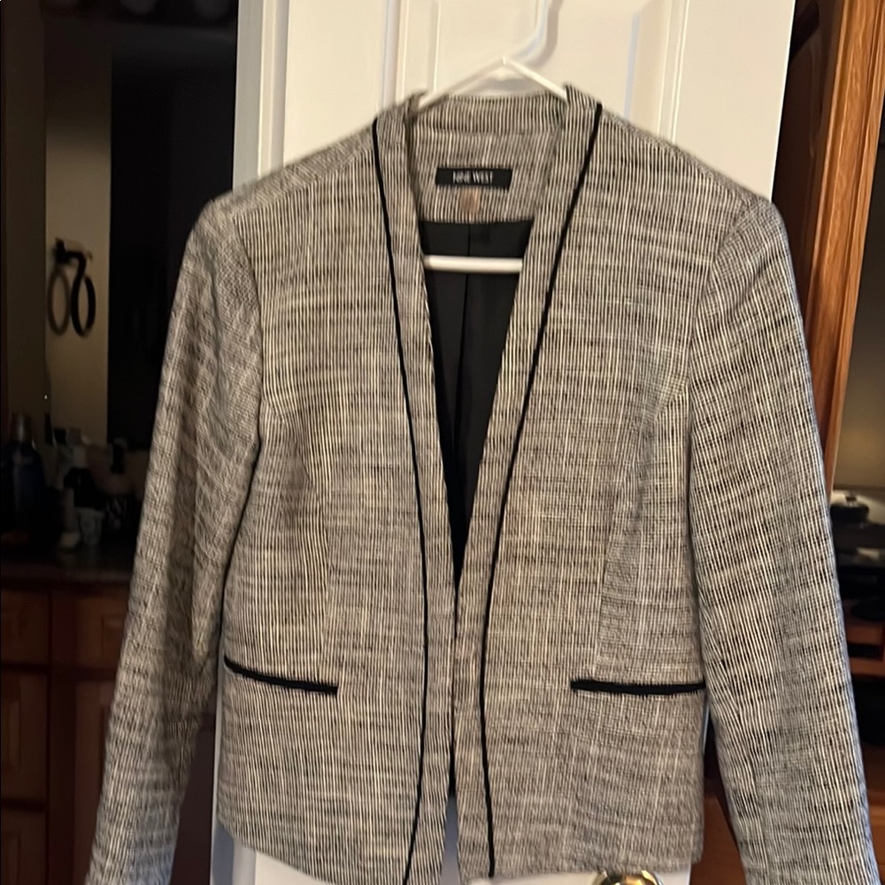 Nine West Women's Black and White Textured Blazer